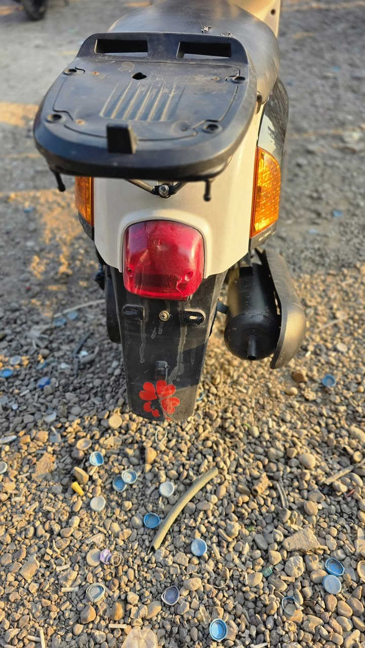 دراجة للبيع بوليس اي نقص مابيه كهربايات شغالة كله شلعة ومعدل نضيفة حلوة سعر650 بيه مجال لطيبن مكان بغداد شعلة هاذ رقميه *********** متواجد
