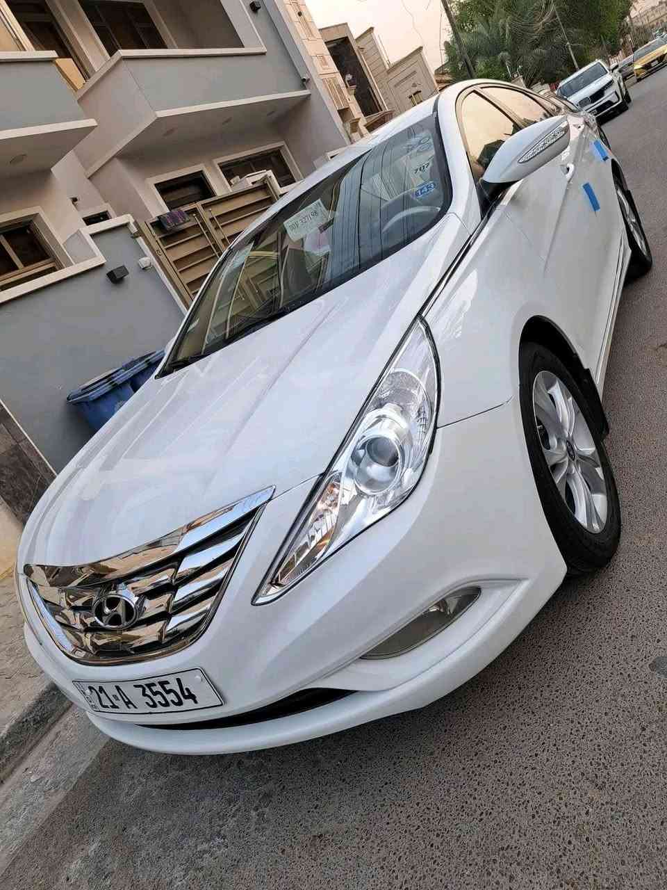 السلام عليكم
هونداي سوناتا خليجي  للبيع موديل 2011
محرك 2400
رقم شمالي مميزي بأسمي ل 28
عليها ادامة كاملة 
حدادية أمامية وخلفيه قبل ٦ أشهر  بمجمع عدنان الحداد بالكوت والكل يعرف شغلهم
تخم تاير جديد
دوشمه و دواخل بالجيس
كهربائيات شغاله جميعآ 
دسكات وكالة دبل لينك الأمريكي
الضرر لبيها فقط شبر واحد بالجاملغ الخلفي مسحوب بارد
و بالجاملغ الأمامي اقل الاربع أصابع

***********
السعر 137 وبيها مجال بسيط
