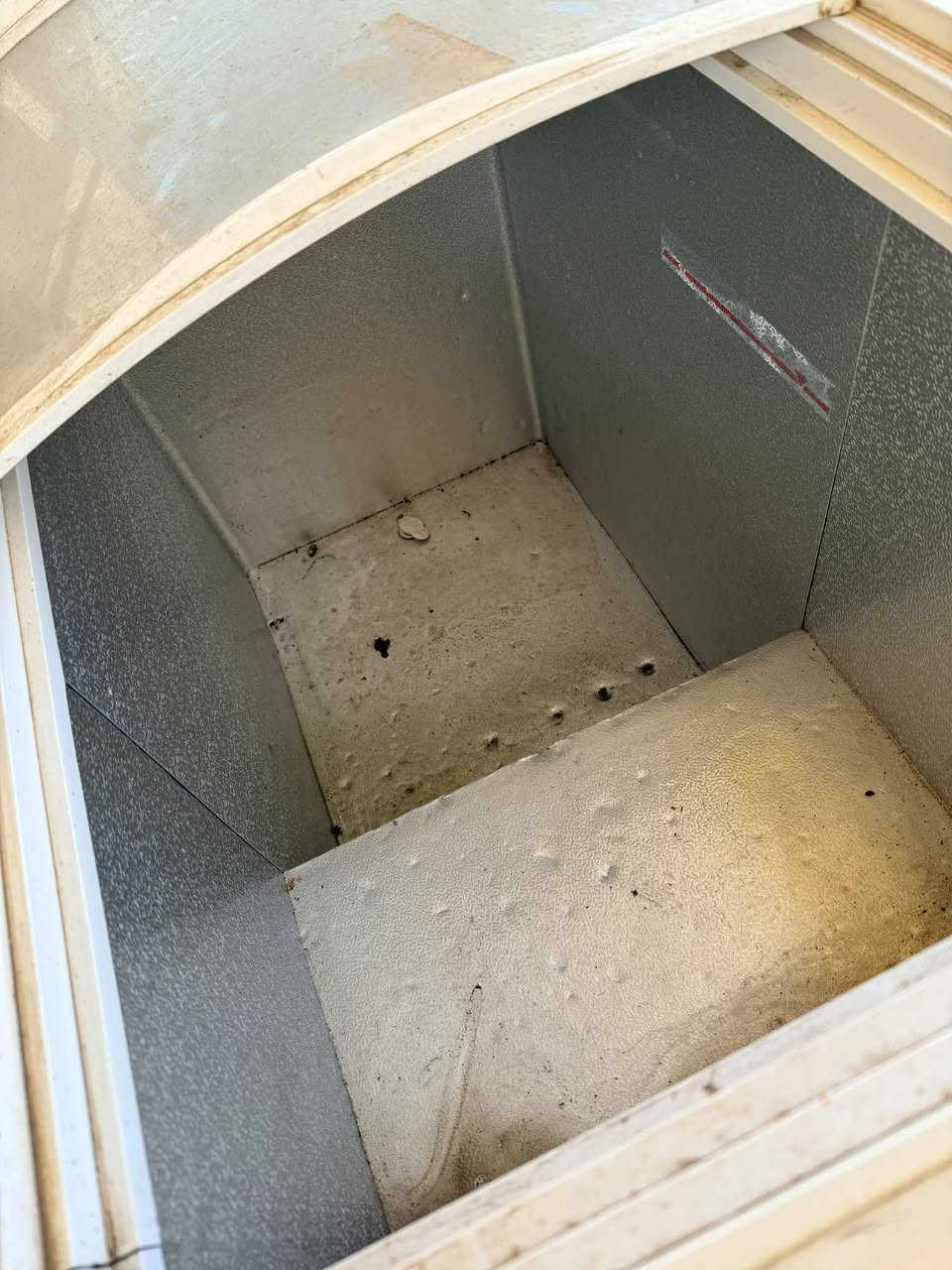 مكلف بالنشر
متاح عارضة للبيع
السعر 280 الف المكان قره قوش 
الاتصال بالرقم ***********
