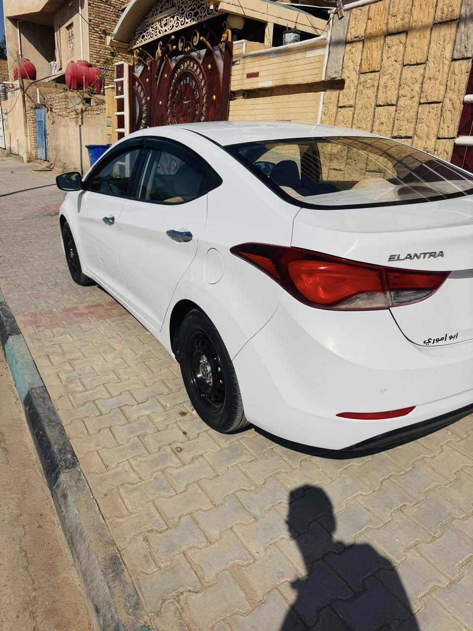 السلام عليكم النترا 2016 خليجي كفاله عامه حتى الدوس من الصبغ والتبديل بيه بارد قليل يم قبق البانزين مكينه كير خير من الله حداديه وتخم تاير جديد ترايهه زيرو دوشمه تدفه تبريد جاهزه من كلشي متعوب عليه ماشيه 175 رقمه ذي قار وباسمنه مكاني كوت مركز المدينه سعره 128 وبيه مجال للاتصال ***********
