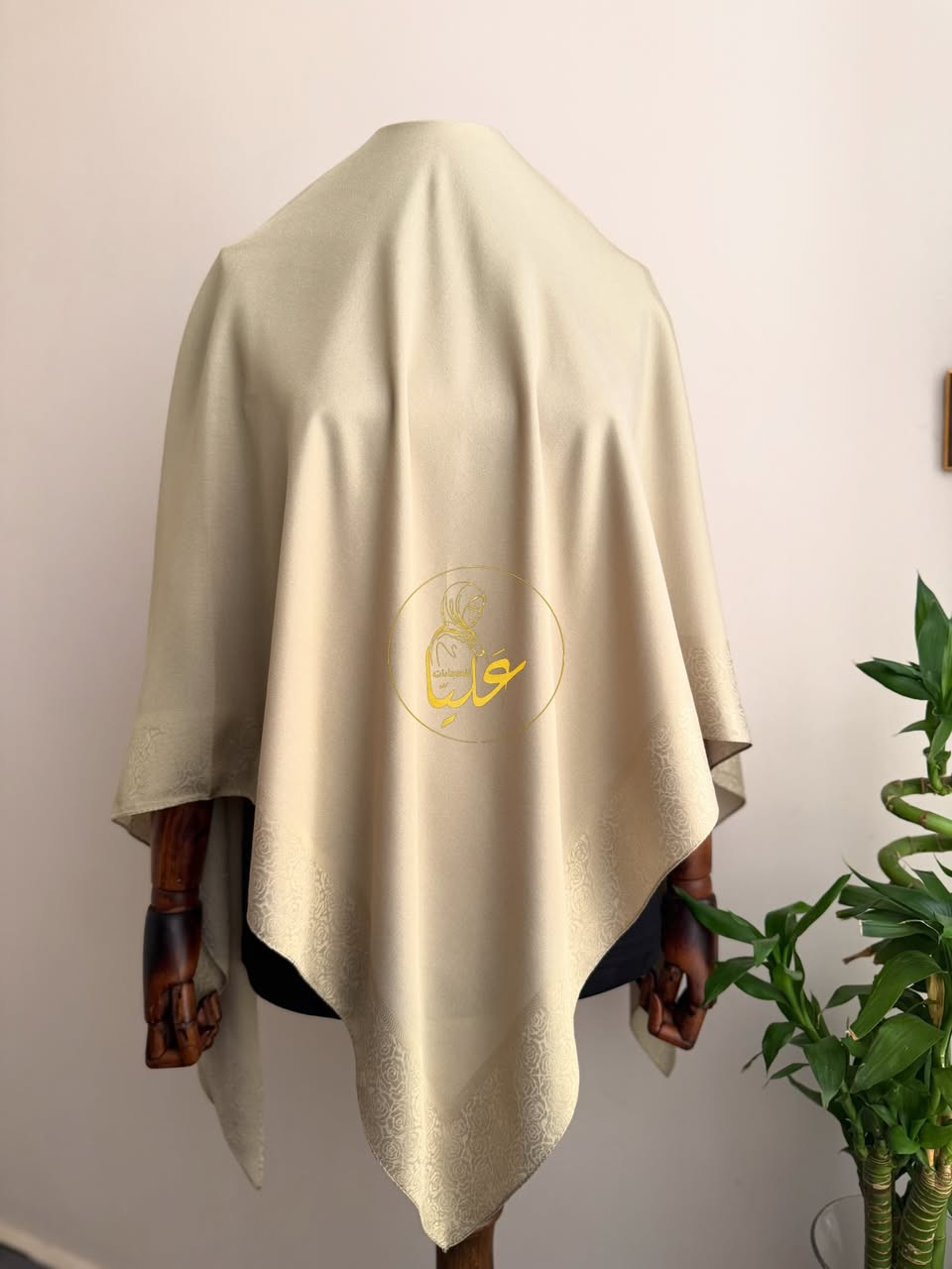 ✨ أناقة هادئة تكمّل إطلالتك ✨

حجاب جاكار تركي 🇹🇷
قياس 120 – عملي ومناسب لكل يوم 🤍

💫 قماش فاخر بنقشة جاكار ناعمة
💫 حاشية هادئة تضيف لمسة راقية بدون مبالغة
💫 خفيف ومريح وثابت طول اليوم

اختيارك المثالي للستايل البسيط والأنيق 👌

📦 متوفر الآن بعدد محدود
📩 للحجز والاستفسار راسلينا دايركت


**إذا كنت صاحب هذا الإعلان وتريد حذفه لأي سبب، رجاءا أرسل رسالة إلى الدعم الفني**