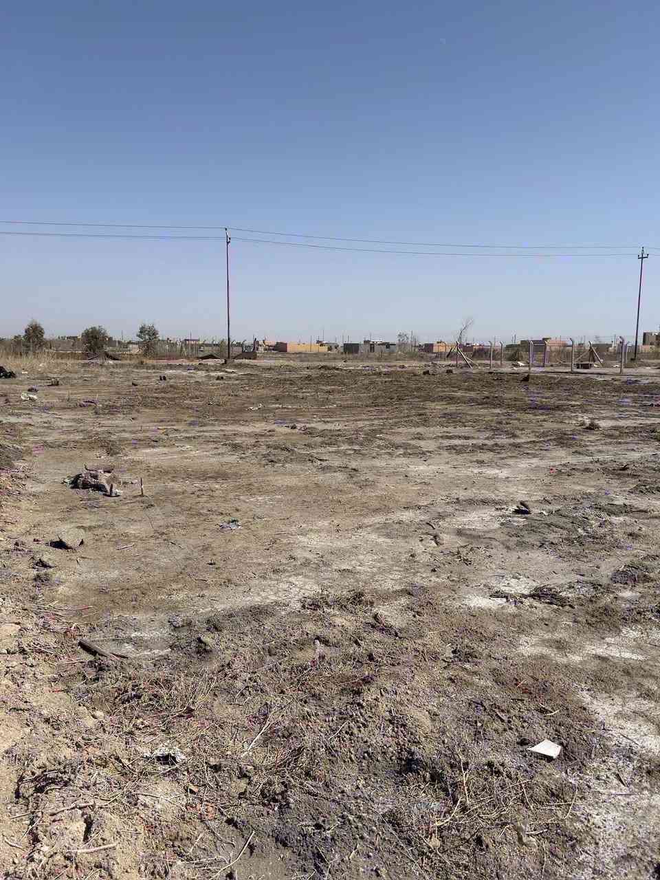 السلام عليكم قطعة ارض في حي الجوادين/
بين النزله الاولى وثانيه مقابل حسينية الزهراء بالفرع مساحه 200 متر بسعر مناسب محدده وكامله مدخل الفرع مالتها سبيس / بسعر مناسب للاستفسار الاتصال على  الرقم *********** او مراسلة خاص
