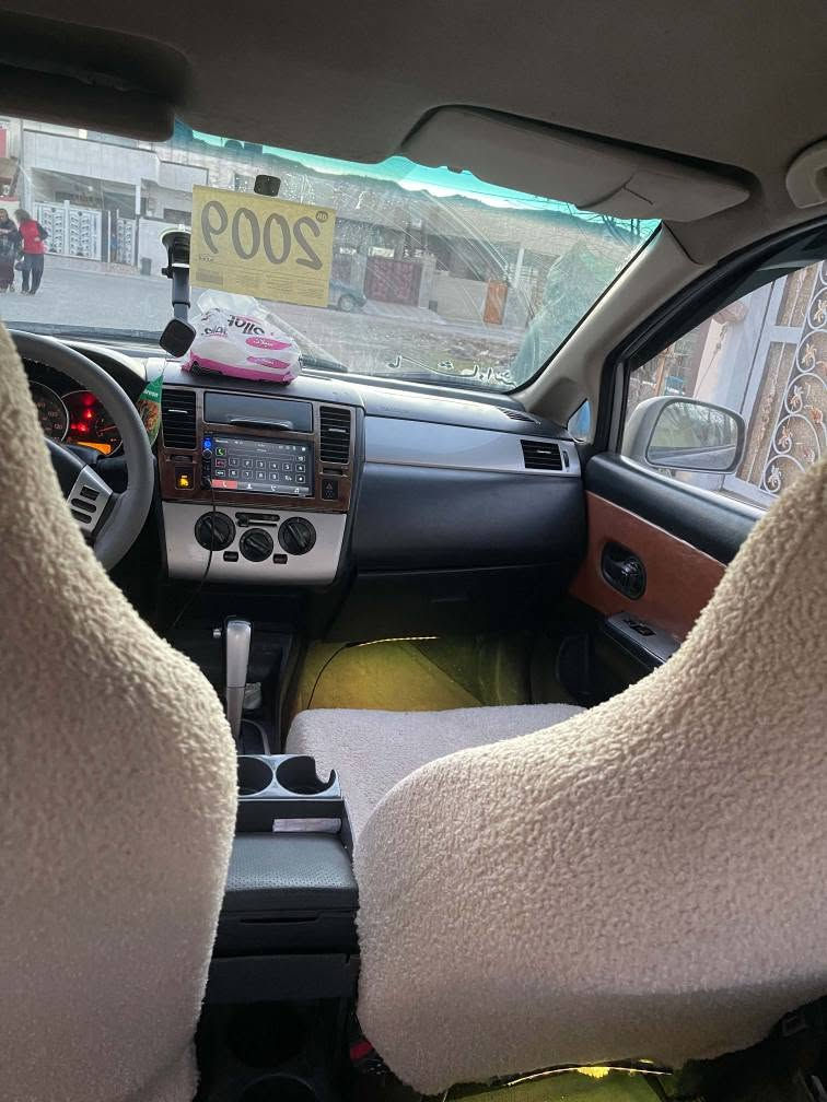 نیسان ڤێرسا ۲۰۰٨ تۆماتیک گێرو مەکینەی لۆک لۆک بەشەرتی فیتەر  سەنەوی عاج پلاستیک بەشەرتی ئەوەلیاتو حاسیبە دەعمی نیە   تەبرید شاشە ئایپاد 
تەقەو ڕەقەی نیە سەیارەکە هیماڵە هەمو گیانی بەشەرت  ماڵی دۆستە ۰۷۷۲٥۳۲٨۷۷٦
٥۷ گەڵاو مەجالێکی کەم السليمانية, العراق


**إذا كنت صاحب هذا الإعلان وتريد حذفه لأي سبب، رجاءا أرسل رسالة إلى الدعم الفني**