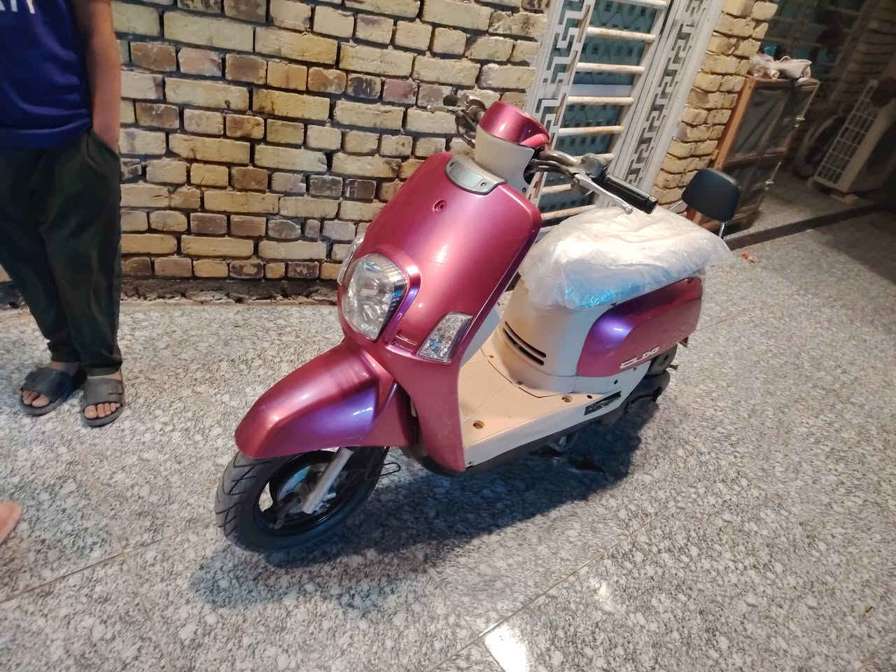 بوليس لبيع 850   وبيه مجال
***********
