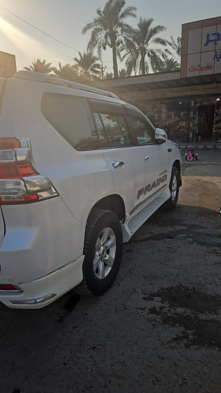 سلام عليكم برادو ٦ سلندر  ٢٠١٠ محدثة ٢٠١٧ فول واحد ع واحد سيارةجاهزة من جميع النواحي مصبوغه حزام علمود التحديث مكفوله من الضربة والحادث 
مكانها بغداد الغزالية  
السعر ٢١٠
***********
