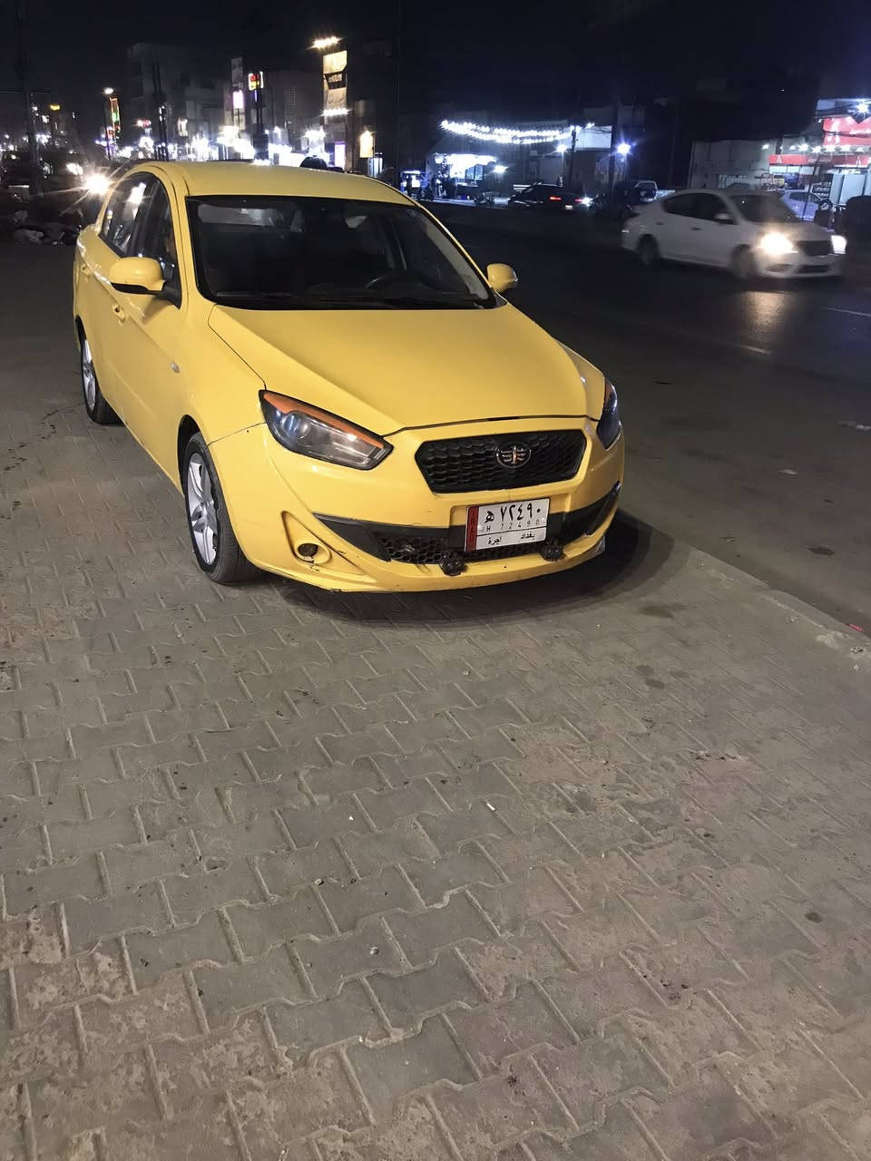 سياره فاو للبيع جاهزه من كلشي بدون حادث فقط بارد بل باب السعر ٣٧ وبيهة مجال الاستفسار فقط ع رقم ***********
