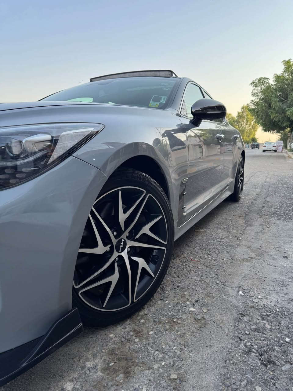 للبيع او مراوس بشمالي فقط
السعر 218 وبيهة مجال مكان السيارة كركوك لاستفسار ***********
الحادث موجود بلمنشور نص بونيد ونص جاملغ الحادث طربتهة بلايت راديترات بلاد والجاملغ الخلفي اكلير مكانين امريكا 
ايرباك ستيرن وبردة سكن وراجع 
✅ كيا ستينكر GT LINE 2022 AWD
✅ محرك 4 سلندر 2500 تيربو  🚀🚀 
✅ نظام صوت harman.kardon سماعات 15
تخم تاير جديد عليه 
دهن كيرومكينة كله جديد 
✅ لايتات زينون عالي واطئ اصل مع كشافات ليد  ٤عدسه ليد دعاميه ترحيب
✅ بصمة للابواب مع بصمة تشغيل وتشغيل عن بعد اناره 

ترحيب

‎✅اشارات بالمرايا الجانبية مع حساسات الاجتياز الجانبي 

✅ حساسات خلفية اصل مع كاميرا دوارة 

✅ رادار امامي وتوقف تلقائي 

✅ مرايا جانبية شفط كهرباء هيتر مع كفرات كربون فايبر

✅ سقف المركبة بانوراما 

✅ صالنصة خلفية رياضية باربعة فتحات 

✅ غرفة السيارة جلد اصل أحمر

✅ شاشة دشبول كبيرة لمجموعة من الايعازات 

✅ تحكم كهربائي متكامل الايعازات لمقاعد المقدمة 

✅ حساسات الانحراف عن المسار في الطرق المفتوحة 

✅ ستيرن رياضي حرف D مع شفتات ستيرن 

✅ تحكم ستيرن متكامل الايعازات مع تحكم الرادار 

✅ رادار امامي تفاعلي وتحكم كامل من الستيرن 

✅ وضعيات للقيادة عدد 5 

✅ منافذ USB,AUX مع شاحن موبايل وايرلس 

✅ مقاعد السائق والراكب رياضي

✅ كراسي تدفئه

✅ستيرن هيتر

✅مرايه وسطيه اوتو

✅تبريد خلفي منفصل

✅اوتو هولد 

✅بريك بصمه

✅اوتوستارت

✅حساس مطر

✅حساس لايت كركوك, العراق
