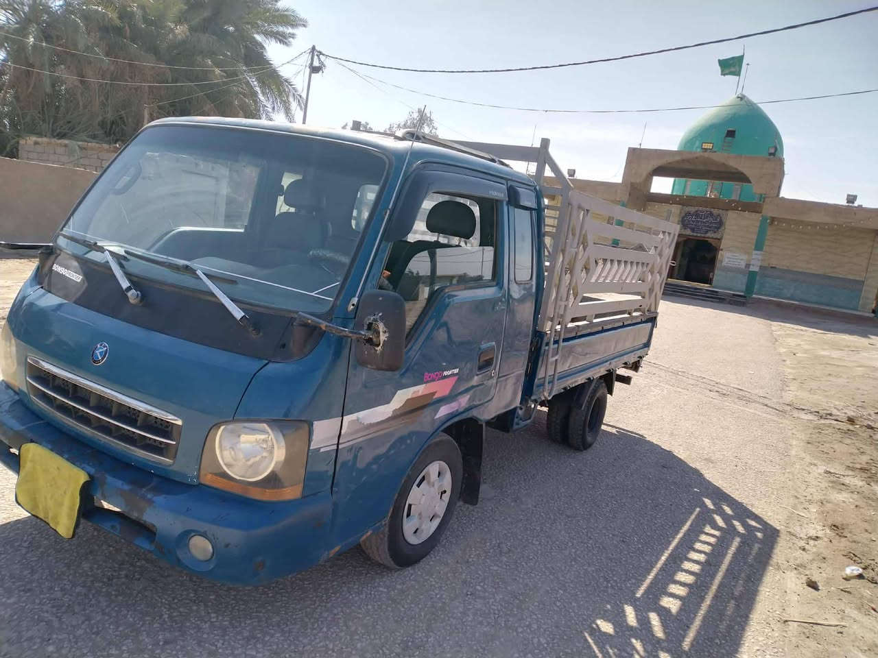 سلام عليكم
كيا للبيع موديل 2001 رقم قادسيه 
مكان السياره بابل القاسم  
سعر 65وبيها مجال الشراي يتصل على الرقم 
***********
