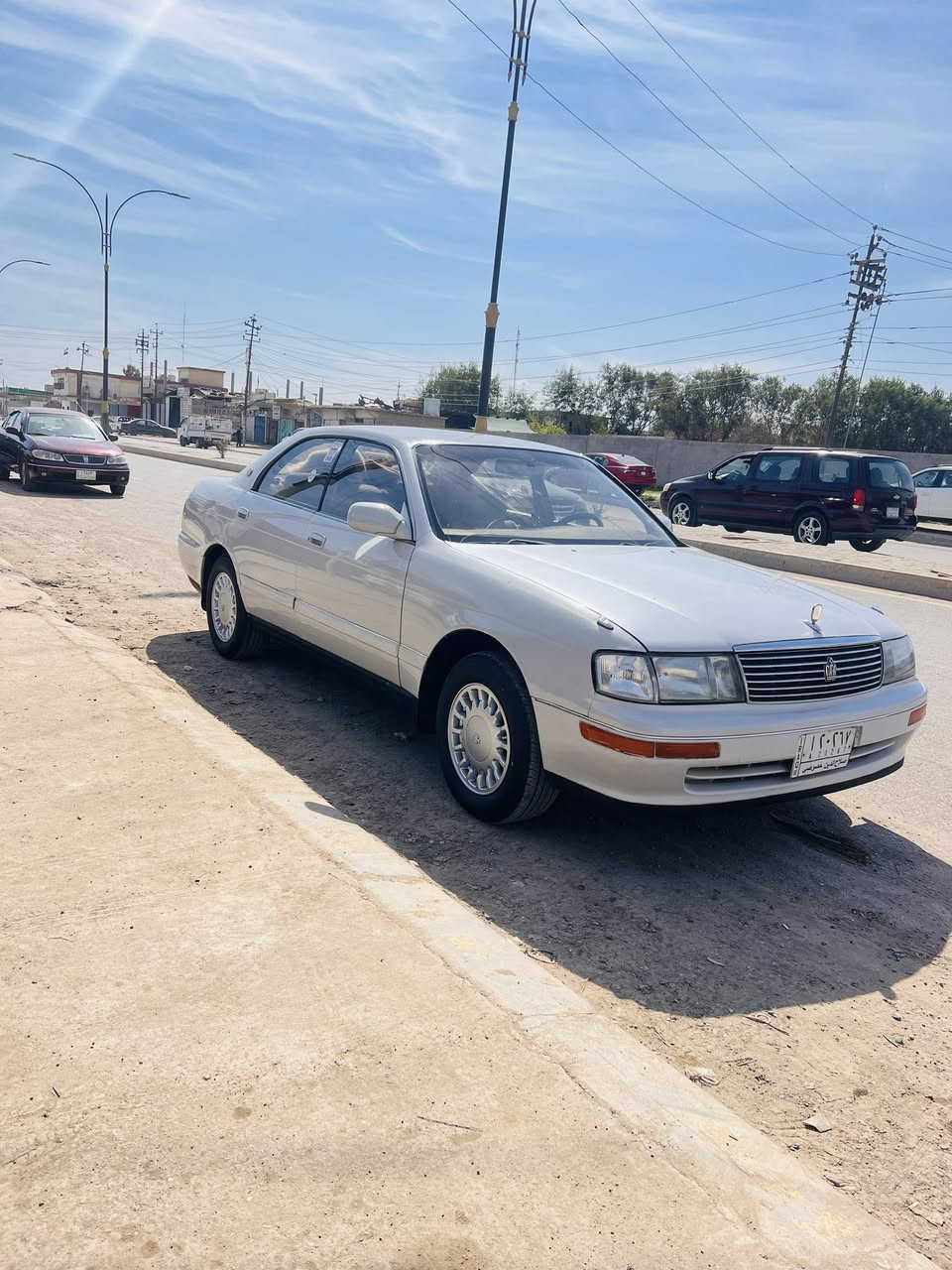 السلام عليكم سياره بطه للبيع موديل 1992 متصل محرك كير 2500 شرط تبريد تدفئه شرط صدر تايرات كلو نضيف بيها مكانات رش مال تقحيل فقط بدون حادث شرط رقم صلاح الدين الماني شرط التحويل  سعر 57 وبيها مجال
اتصال ***********
