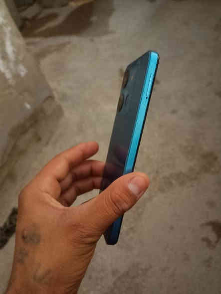 جهاز جديد بدون قراض جهاز فول مواصفات ذاكره جهاز 64جهاز حلو ونضيف سعر جهاز ،65الف رقم نتصال ***********بكاني كوت شارع نفط
