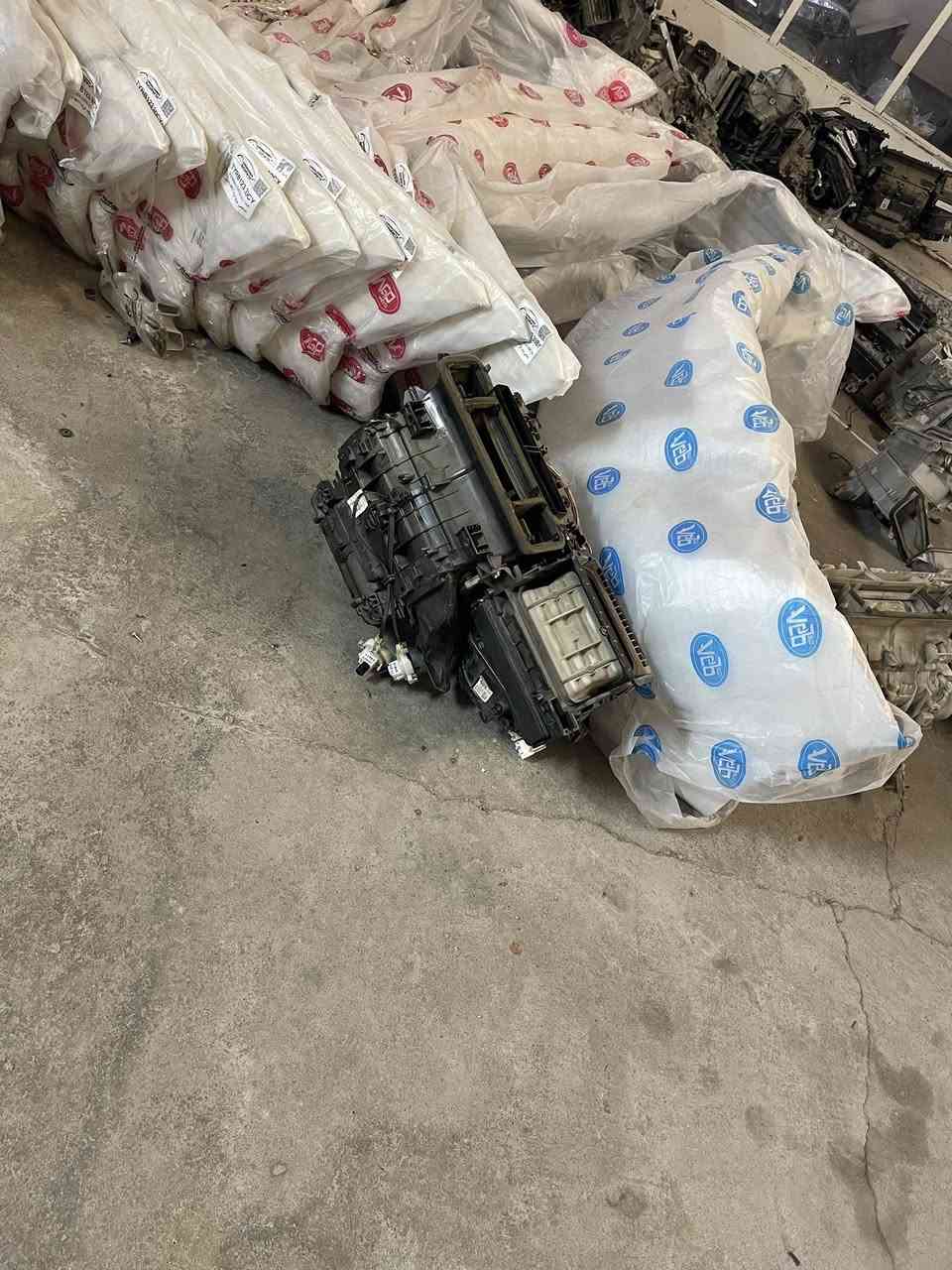 غراض کرولا ٢٠٠٨——٢٠١٣
***********
