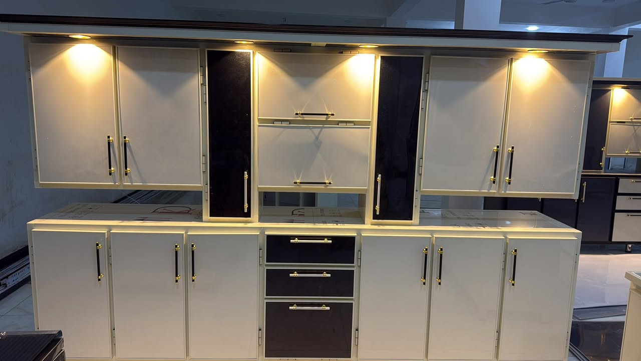 #كاونترات تفصال حسب الطلب جميع القياسات والتصاميم شغل درجه اوله العنوان مغربه شارع فرن تاج الدين ***********
