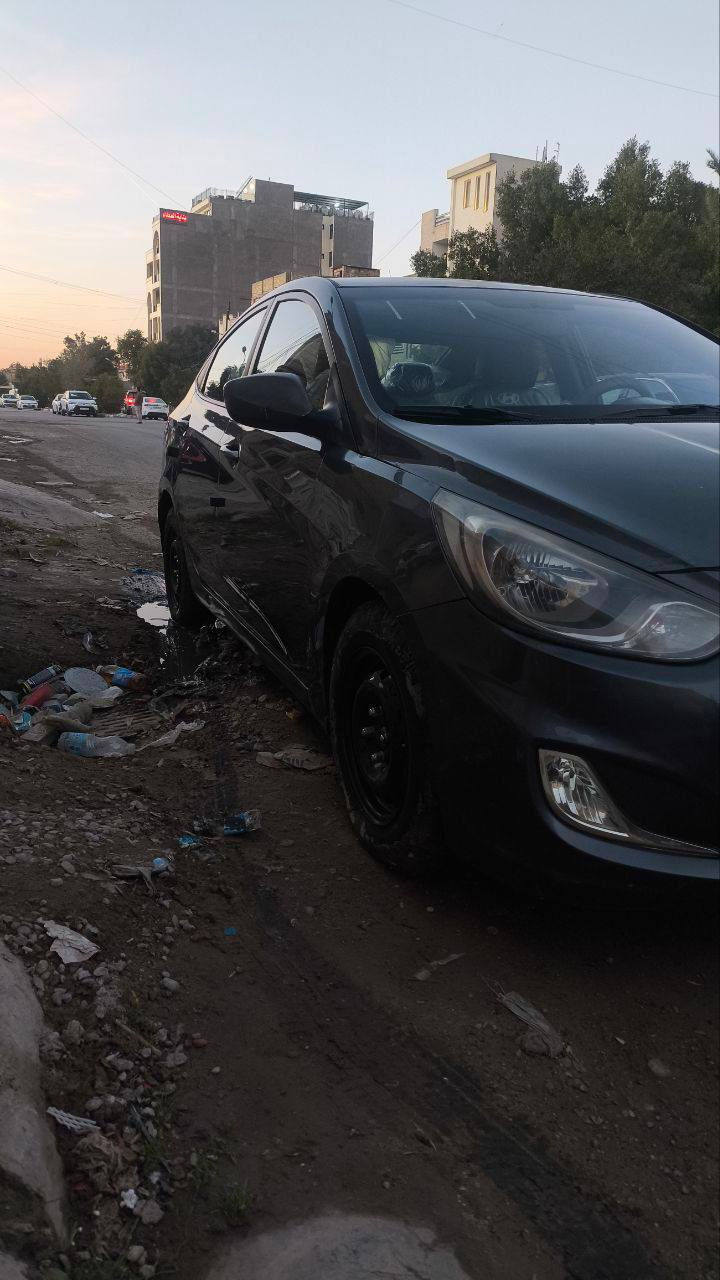 سلام عليكم اكسنت امريكي موديل 2013 للبيع مكانه الاعظميه بيه صبغ فقط دوسه السونار موجود وياهن السعر 90 وبيه مجال ***********
