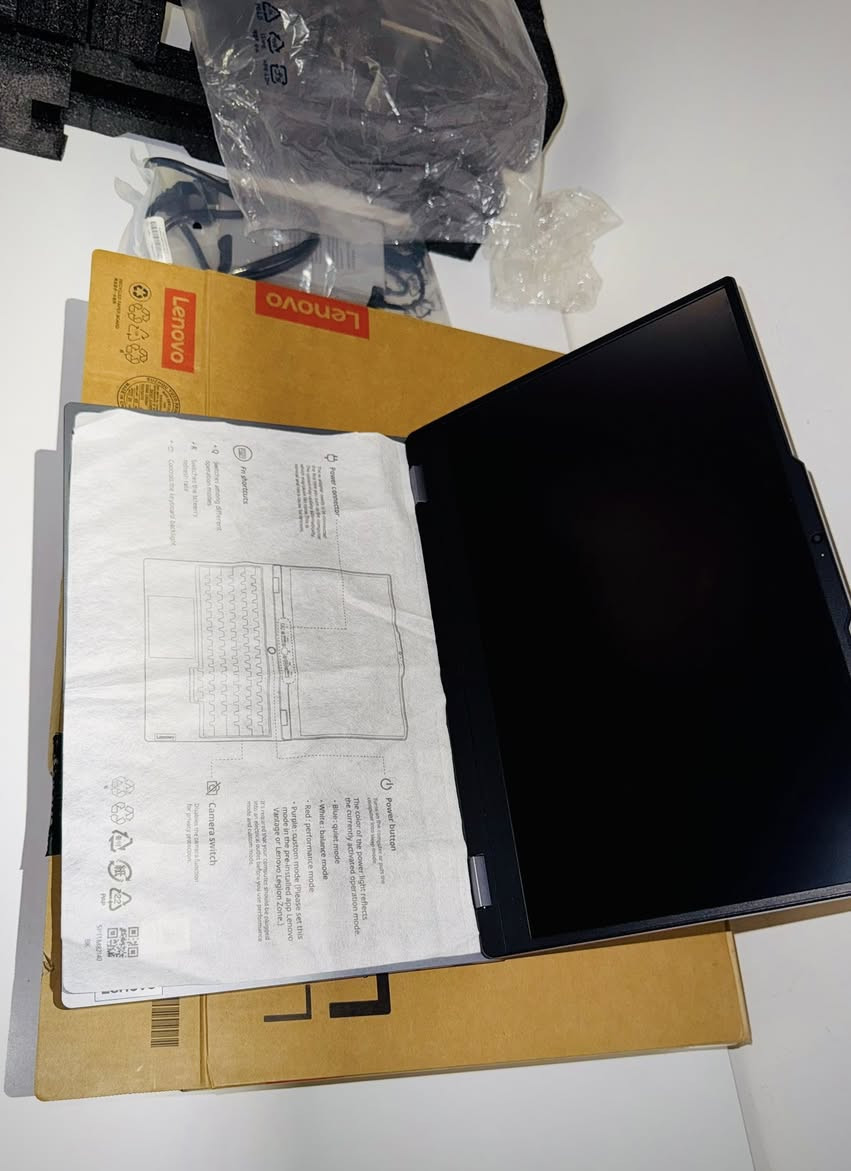 Lenovo LOQ 15IRX9

المعالج:i7-13650HX
كرت الشاشة: NVIDIA GeForce RTX 3050 Laptop GPU بسعة 6GB GDDR6 وبقدرة تصل إلى 95W.  
الرام:24GB DDR5
التخزين: 512GB SSD NVMe PCIe Gen4 (وقابل لإضافة SSD ثاني). 
الشاشة: 15.6 بوصة FHD (1920×1080) IPS، معدل تحديث 144Hz، تغطية ألوان 100% sRGB.  
البطارية: 60Wh
مناسب للألعاب الدراسة البرمجة التصميم والمونتاج

الحالة: نظافة 100%، بدون أي خدش أو زلغ، بحالة الوكالة/الشركة تمامًا.
الملحقات: جميع الملحقات الأصلية متوفرة مع الجهاز.
الاستخدام: استخدام خفيف ومحافظ عليه بشكل ممتاز

اذكر السعر الذي تشوفه مناسب
***********
