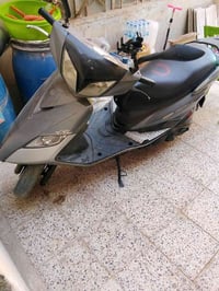 ثعلب ١٠ ايام نازله رمبه مختمه نضيفه محرك فول مكانها الحريه ٠٧٧١٣٤٢٥٠٤٦