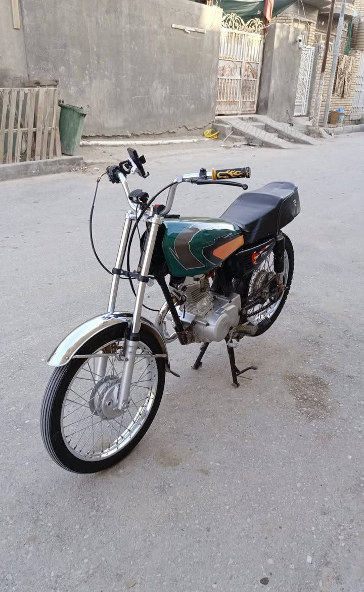 سلام عليكم
دراجه نامه 25 نضيفه كلك دراجه مرتبه 

سعر 600 بيه مجال قليل

واذا مراوس بماكس عدله عادي


**إذا كنت صاحب هذا الإعلان وتريد حذفه لأي سبب، رجاءا أرسل رسالة إلى الدعم الفني**