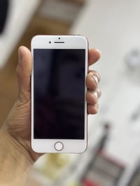 ايفون سفن عادي للبيع او مراوس للاستفسار 07724748036