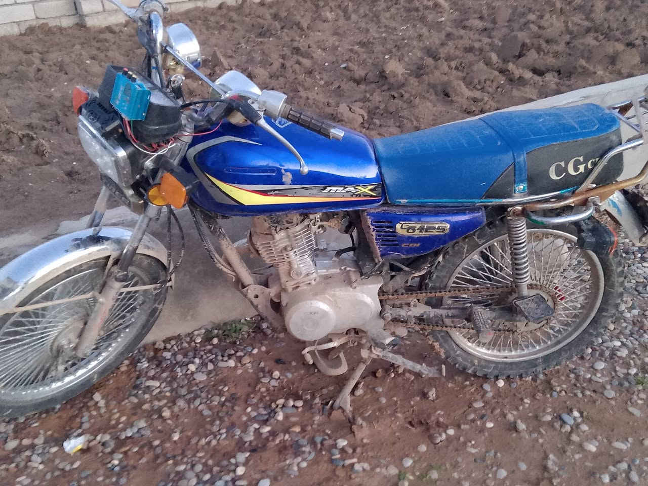 سلام عليهم متطور تايكر وزن ثقيل موديل2020 السعر350وبيع مجال رقم الهاتف ***********المكان كياره
