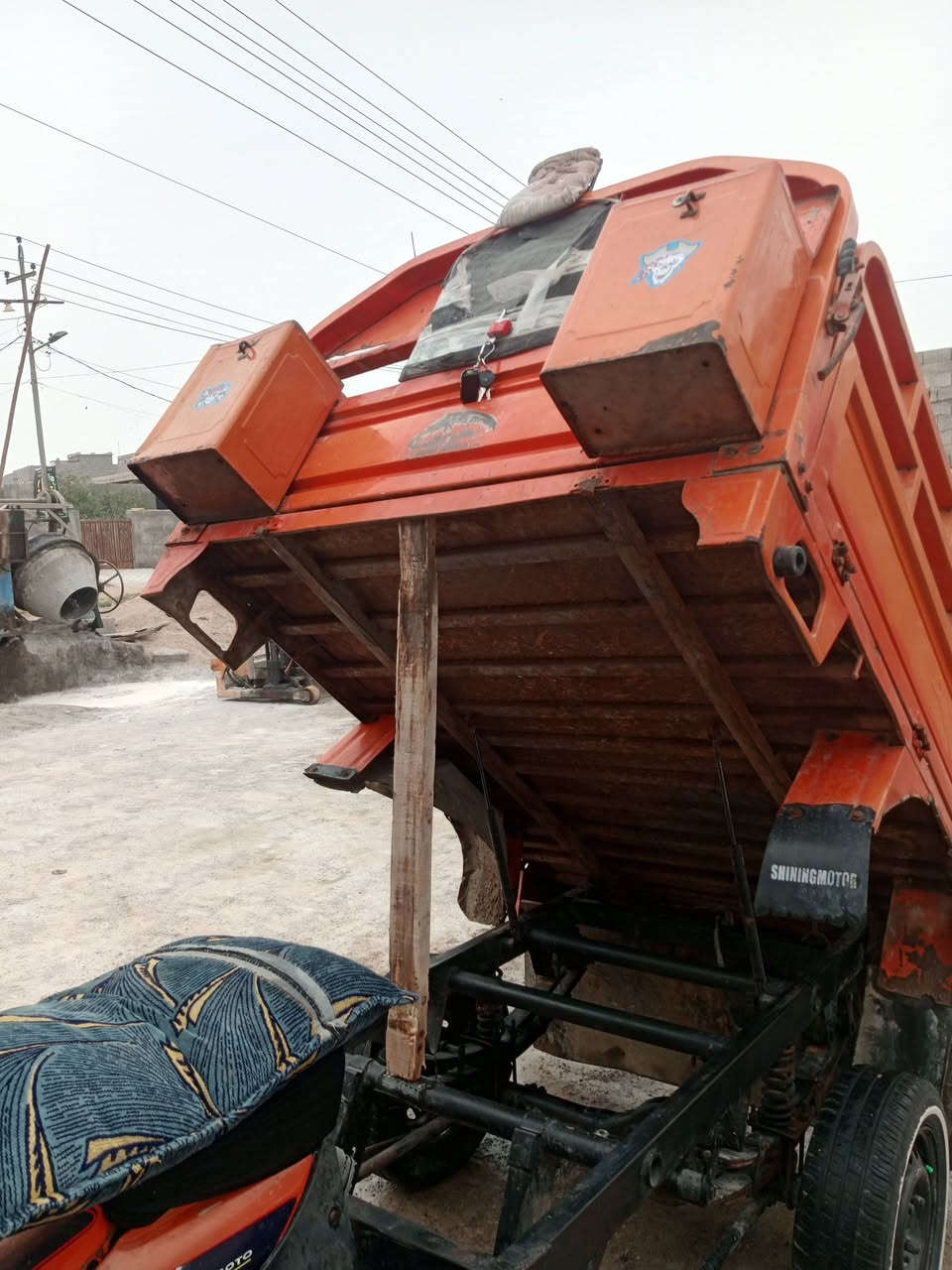 سلام عليكم ستوته جمره موديل 2019محرك ساله شهر من شاده السعر مليون ونص وبيه مجال 
*********** بيه واساب
