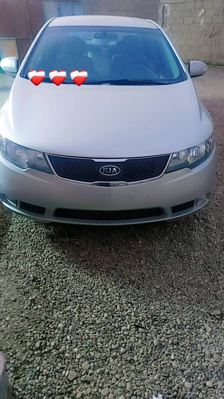 كيه سيراتو جديد موديل ٩ شرط من كل انواحي السعر ٤١ وبيه مجال قليل ***********
