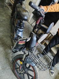 بايسكل شحن • بايسكل كهربائي