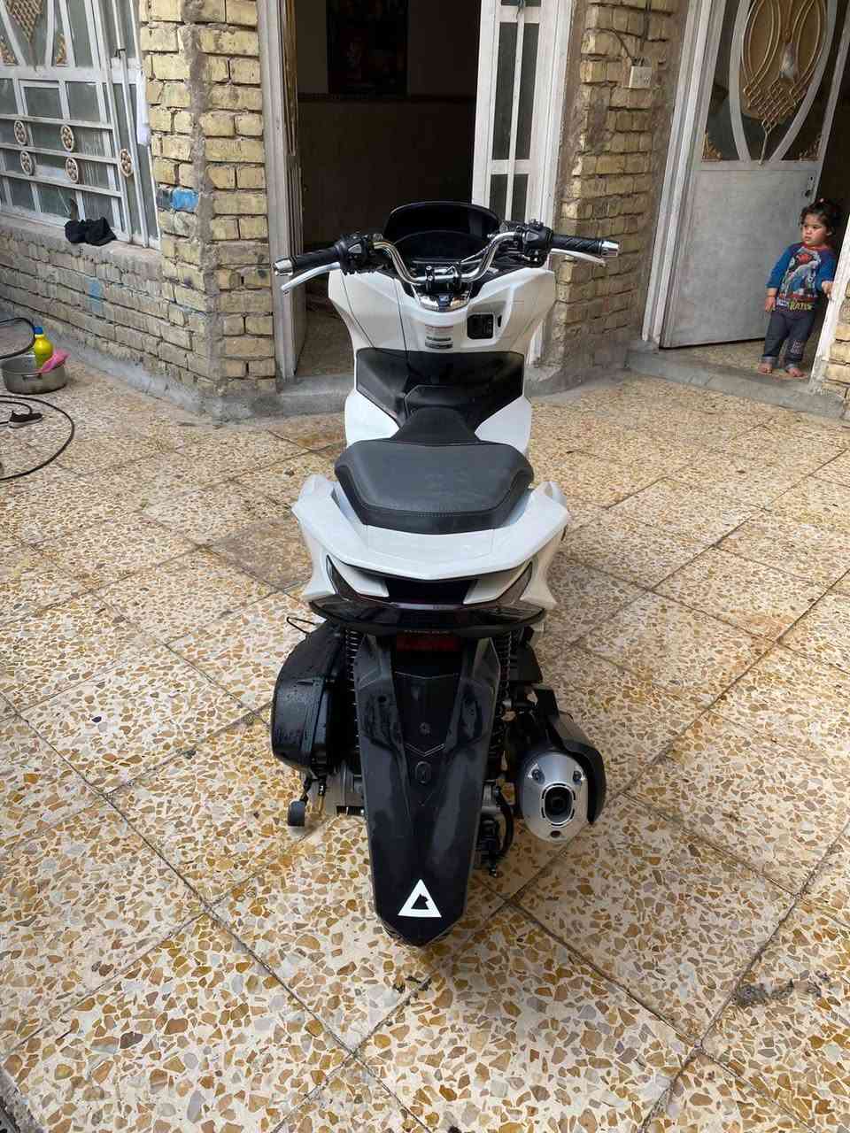 سلام عليكم بيس إكس جيل الرابع بحاله الوكاله  ياباني اصل بصمتين  *********** موقع الدراجه بغداد تقاطع  كسره وعطش ١٣ مايل ماشيه السعر ٢٨
