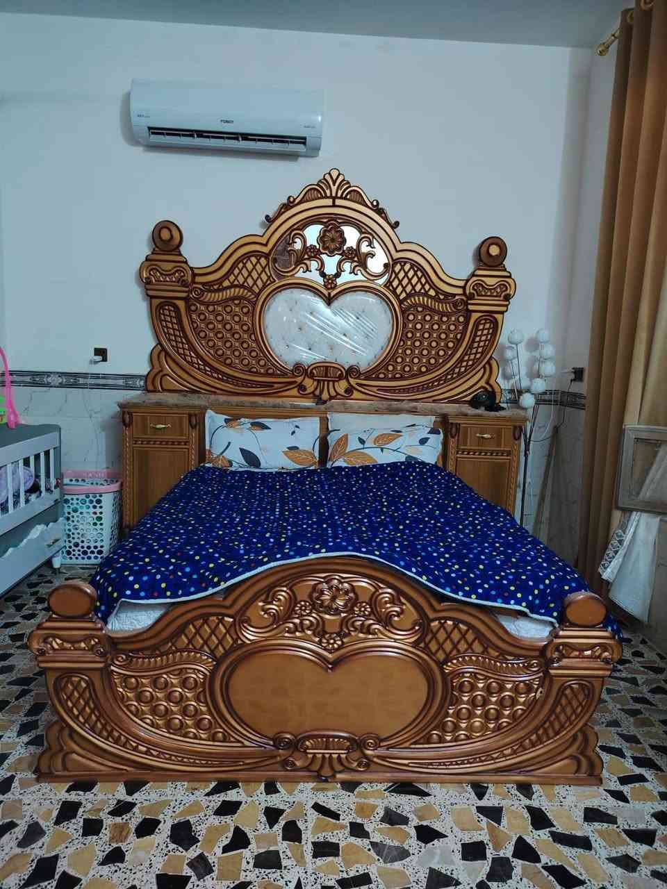 من رخصه الادمن 

غرفه خشب جديده استخدام ٣اشهر 

ام التاج المرغوب حاليا بل سوك معروف نوعيت ام التاج 

السعر النهائي بمليون 300المكان فلوجه 

ملاحضه اني مكلف الاتصال عل الرقم الاستفسار  ***********
***********
