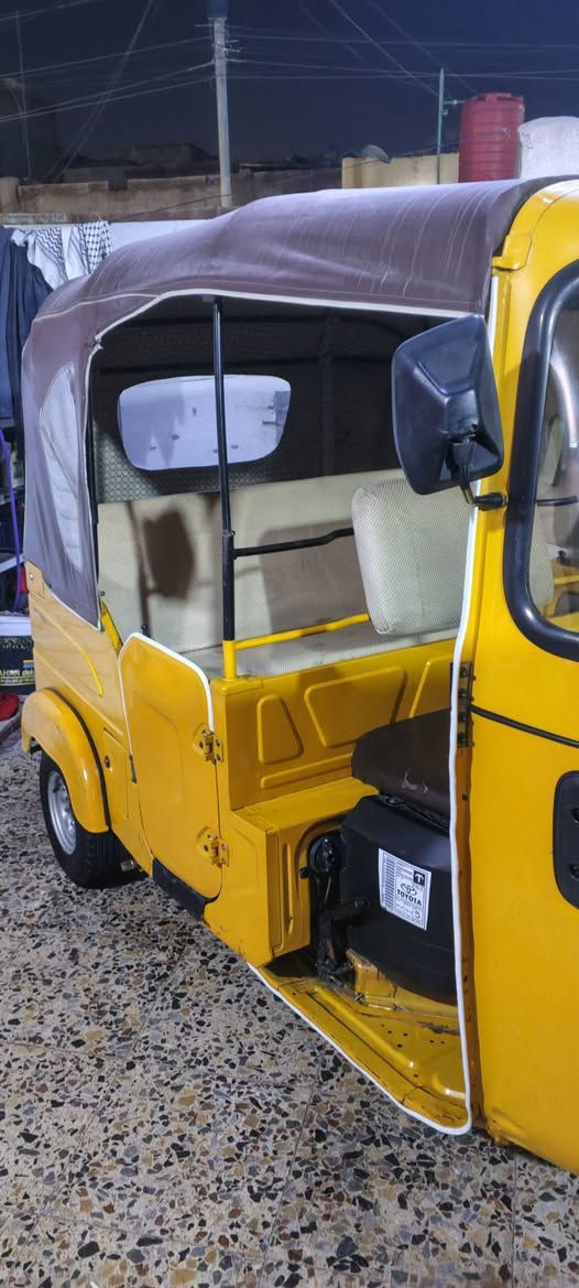 مديل 2021 تكتك جاهزه من كلشي
السعر 7.500 وبيهه مجال للطيبين 
رقم الهاتف : ***********
