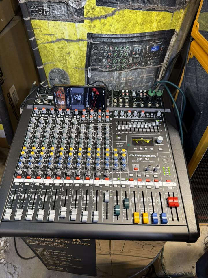 الهم صل على محمد وال محمد 🤲
تم تجهيز الاخوه من معرض ابو شيبه. البياتي للصوتيات 

🔊🔊🔊🔊🔊🔊🔊🔊🔊🔊

يوجد. مفرد بسعر الجمله حصرا

🏢🏢🏢🏢🏢🏢🏢🏢🏢🏢

العنوان مدينه الصدر قطاع 56

مقابل ساحة الصدرين 

🚚🚚🚚🚚🚚🚚🚚🚚🚚🚚

يوجد توصيل الى جميع المحافضات 

☎️***********

☎️***********

☎️***********

☎️***********
