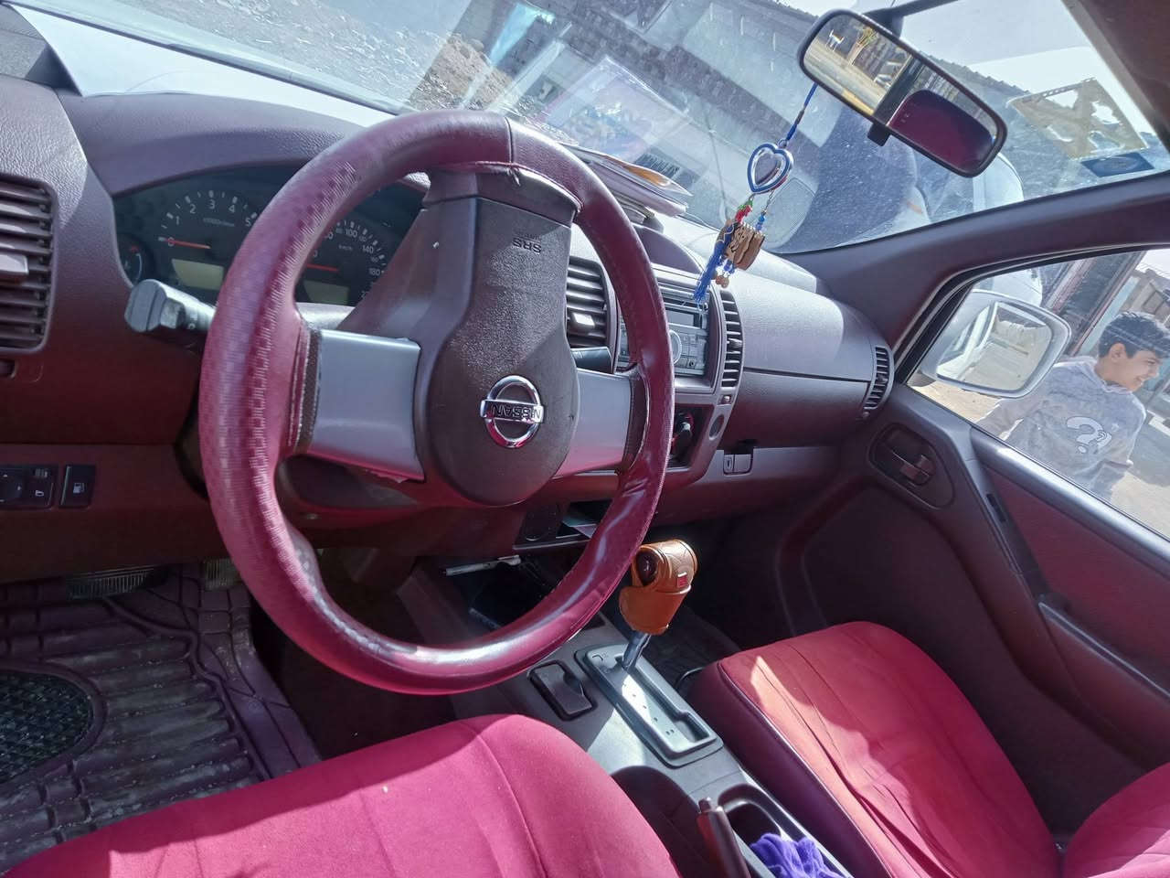 نيڤاره 14بصره باسمي تحويل رقم جديد مكفولة صبغ وضربه تخم تاير جديد مكينه مفتوحة لا تبخير ولا تنقيص ترايك لبغداد....سعر 130للاستفسار اتصل....***********وتدلل....
