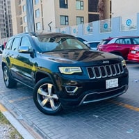 جيب شيروكي لمتد 2014. محرك 6 سلندر 3600. لون حبري طوخ. رقم بغداد. وارد...