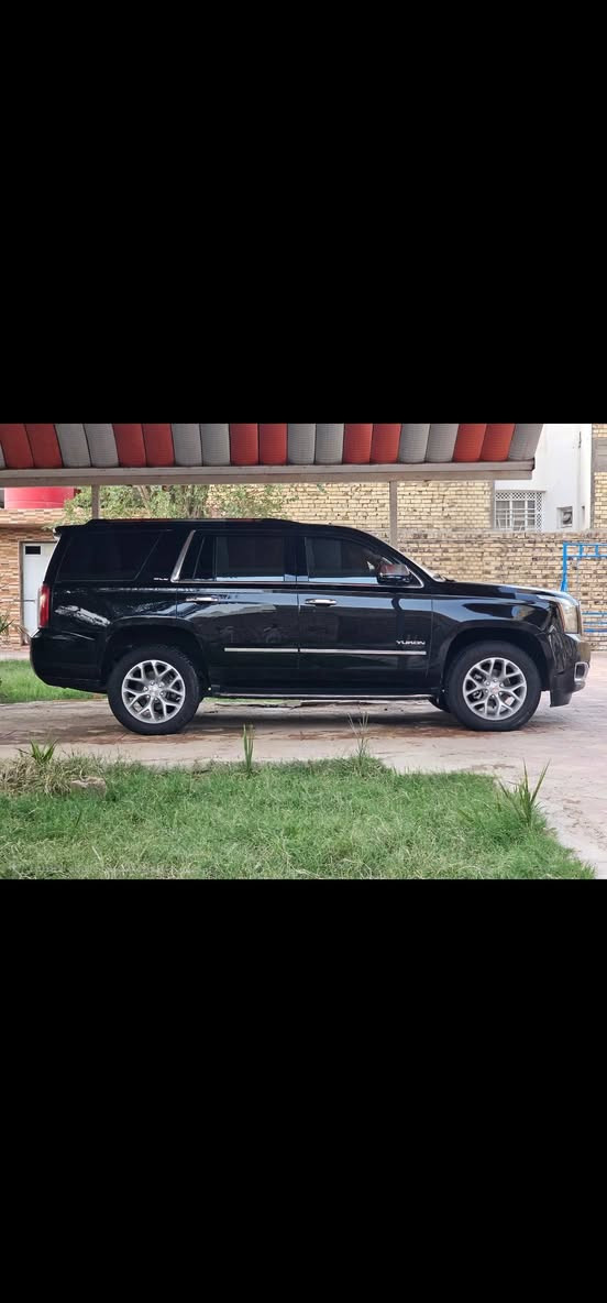 سلام عليكم للبيع يوكن جمسي 2016 خليجي اسود رقم اسليمانيه انكليزي بسمي مكينه 5300 سياره كير مكينه حداديه مشروطات سياره جديده بمعنه الكلمه بيهي تراي زيرو مواصفاتهي SLE شاشه كبير مرئية شفط السونار مرفق بل صور السعر 260 وبيهي مجال للشراي المكان النجف الاشرف الاستفسار والتواصل على الرقم *********** ***********
