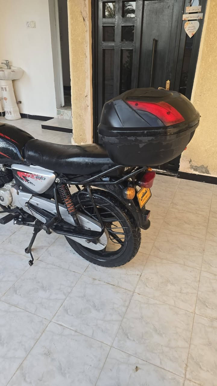بوكسر البيع موديل ٢٢ السعر مليون قفل بدون عمله دراجه جاهزء الاخير *********** مكاني بغداد الزعفرانيه جسر ديالى القديم
