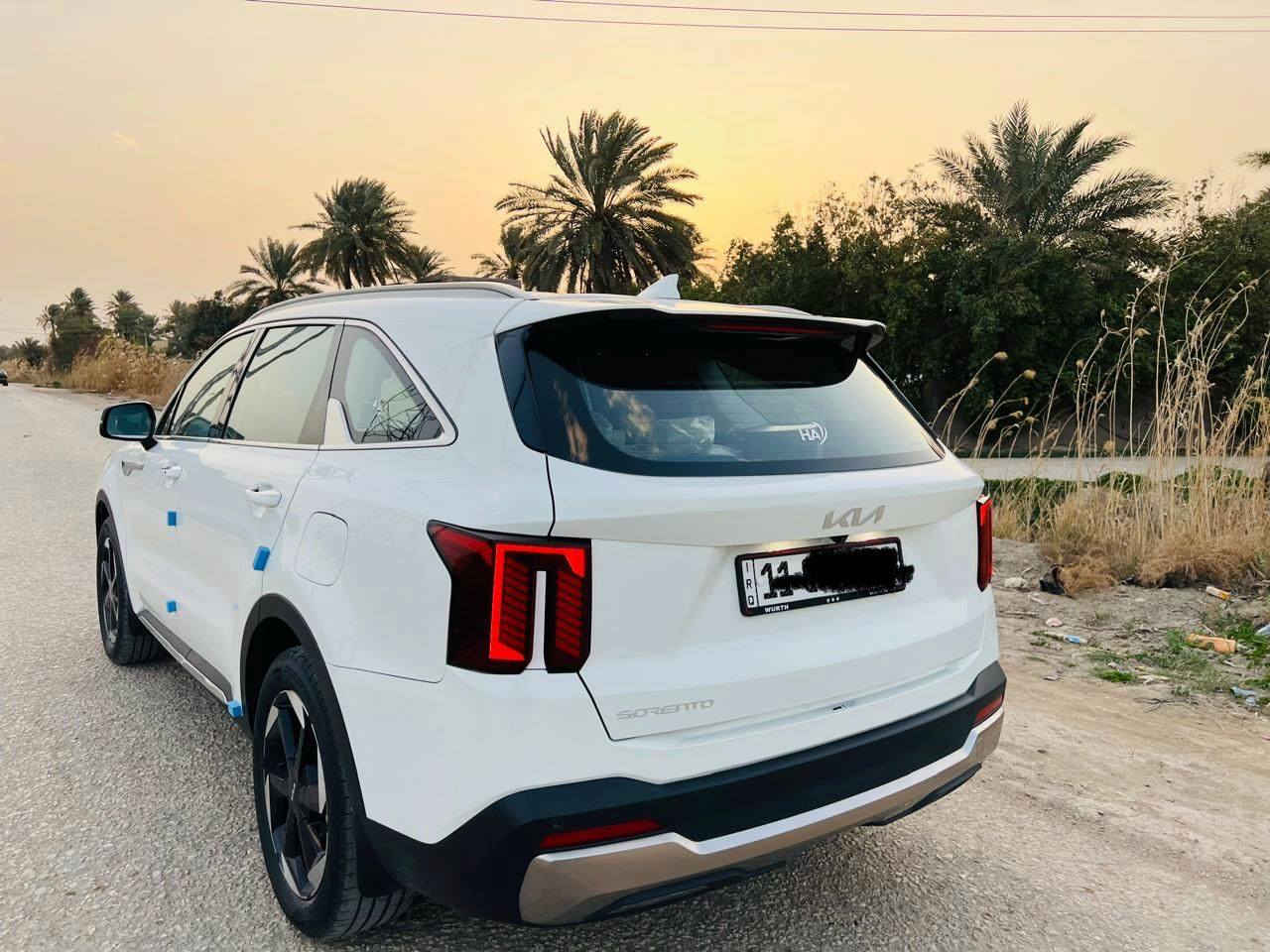 السلام عليكم للبيع سورنتو خليجي  موديل2024 رقم  بغداد بسمي مشروع وطني مكفول كفاله عامه من صبغ وتبديل وفتح حتى من الزلغ جديدة بمعنى الكلمة
فول مواصفات 1/1
بصمه تشغيل
بصمه ابواب
كشنات كهرباء 
محرك v4
شاشه ايباد 
تبريد ثلاث قطع
سبعه راكب
شفتات ستيرن 
كير عصه 
كامرة اماميه وخلفيه 
4انظمه قيادة 
توقف ذاتي 
جنطه شفط
مري شفط
إنارة داخليه متغيرة
بردات خليفه.
 إشارة ترحيب
شاحن 
حساس امامي
حساس خلفي
سبير منازل 
ماشيه 11 الف حقيقي 
السعر (270)
اللا ستفسار اتصل على الرقم ***********
مكان بابل حله
