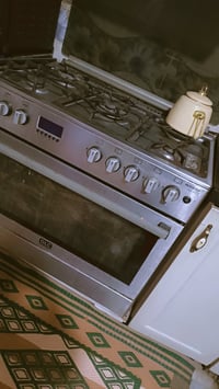 طباخ • نضيف • الزعفرانيه