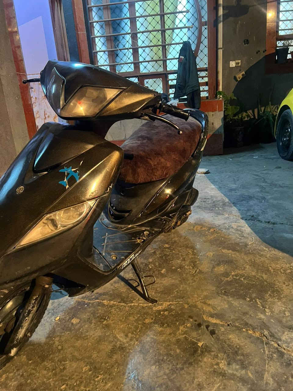 سلام عليكم دراجه ثلعب نكره سلف ما ناقصه شي لا تبخير لا نضوح لا تنقيص مكينه ناعمه كهربائية كله شغاله سعره 450 بيه مجال رقم: *********** بي وتساب وتصال
