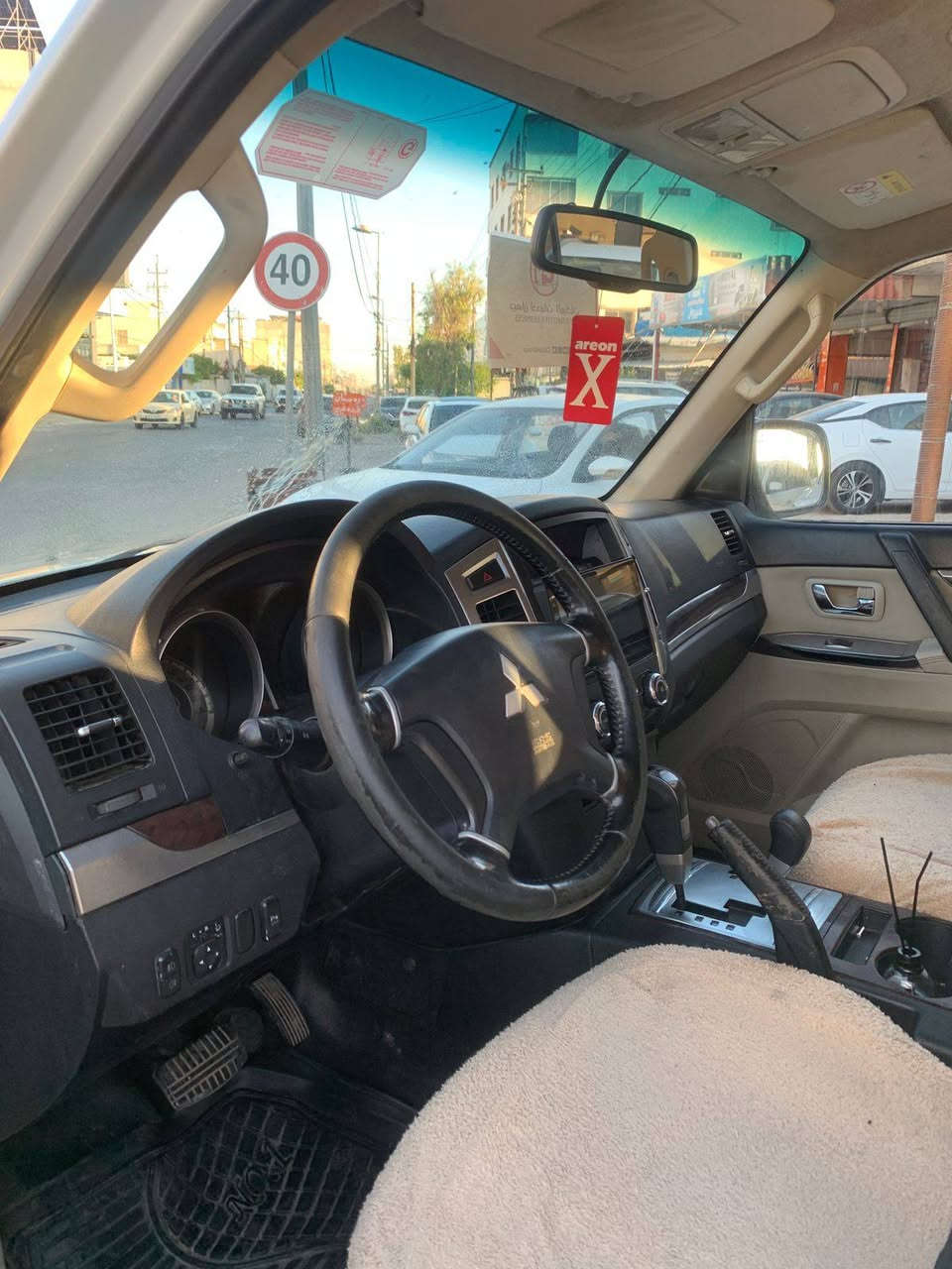 pajero 2015   
 
  #86 
صبغ /بۆنیت و چاملغ ودەرگا 
کەمەک پێشی هەیتی 
ئێڕباگ سوکان ، ۱ تەعدیل 
مەکینە /v6   3500L کپس (مامفتوح)
ڕۆیشتن (ماشیە)/ ١٣٠ هەزار کم 
سیارە بحالە ممتازة 
تحویل والغرامات شرط
السعر / 128 وەرەقە 
تەنها فرۆشتن ، فقط بیع
مکان / اربیل
*********** واتساب
*********** واتساب أربيل, العراق
