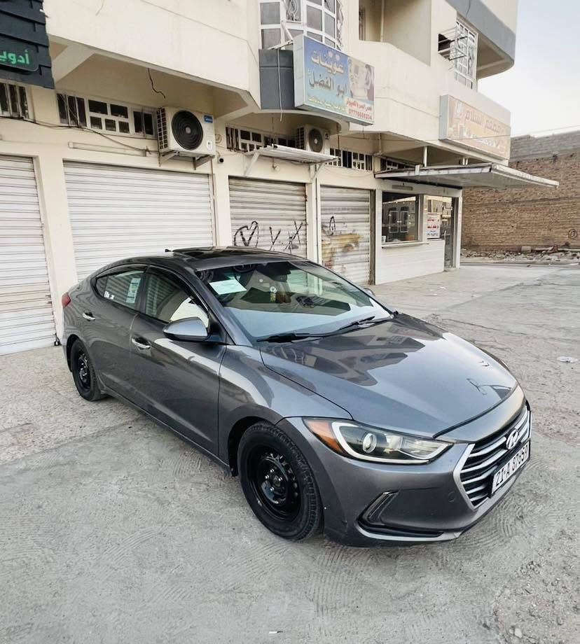 السلام عليكم للبيع
هونداي انترا موديل 2018 وارد امريكي 

حادث خفيف جدا تبديل قطعه وحده واحده 

رقم سليمانية باسمي انكليزي جديد 

ماشيه 80 الف 

فول مواصفات 

محرك الفين دوش 

بصمه تشغيل 

بصمه باب 

فتحه سقف 

شاشه + كامره دواره 

تحكمات ستيرن 

لايت لد + منضومه زنون جديده 

منضومه غاز 

تبريد ثلج 🧊 

صدر امامي خلفي جديد 

سياره وين ما يعجبك تفحص افحص 

مكان سيارة بغداد 

السعر ب107

رقم تلفون ***********

