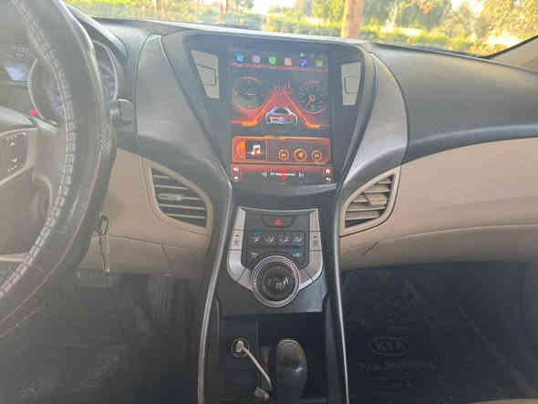 السلام عليكم 
النترا للبيع موديل ٢٠١٤  باسمي
محرك ١٦٠٠ 
بيها مكانات صبغ اني ابيع حزام 
كير ومحرك وتبريد كفولات 
حدادية صدر جديده
تخم تأير جديد
شاشة تسلا
كامره خلفيه وأمامه
تحكمات ستيرن
ارضيه جلد
السياره كامله مناقصها شي 
السعر ١٠٠ وبيها مجال 
***********
