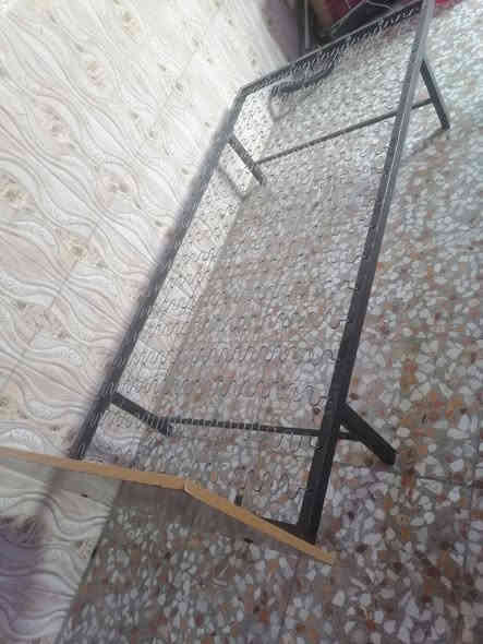 صوبه السعر ٦٠ نظيفه جدا عوزها فتيله فقط، كرسي حلاقه نظيف جدا اي ضرر مبي سعره ٥٠ مكنسات السعر الكبيره سعرها ٤٠ والصغيره ٢٥، جرابي حديد ام النفر تكمه سعرها 30  ام النفرين حديد تكمه سعرها ٤٠ المكان بغداد حي النصر قرب العبيدي للاستفسار الاتصال على الرقم *********** يوجد يوجد توصيل لليحب
