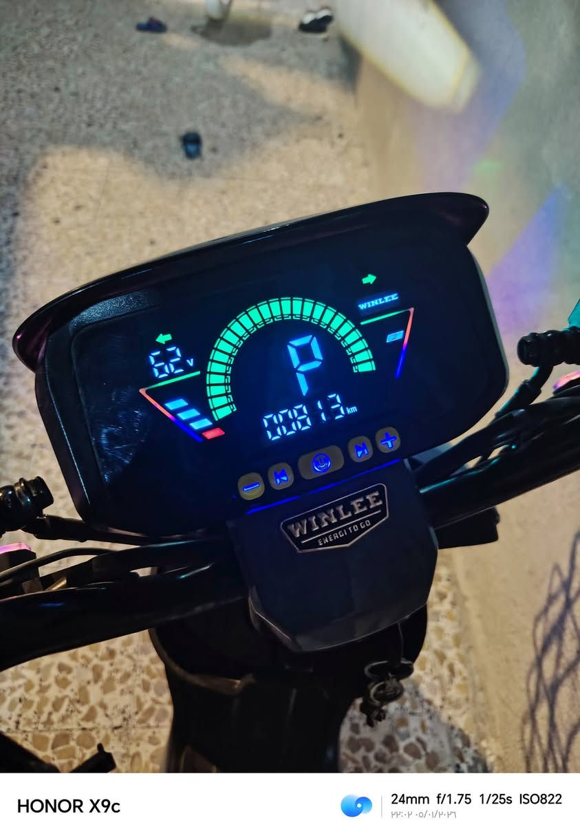 سلام عليكم ورحمة الله دراجه شحن موديل 2026فول موضفات سعر520وبيه مجال رقم الهاتف    ***********
