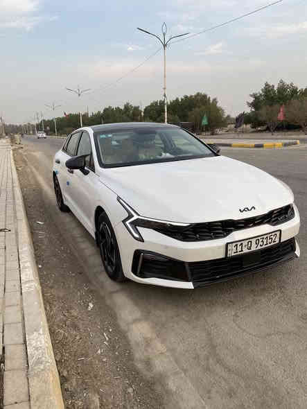 كيا K5 خليجي
الموديل : 2025. (خليجي) . 

المحرك  : 4 سلندر 2500 سي سي GDI.

رقم بغداد

ماشية 17

وكالة شركة اكدال 

المواصفات :

* سقف بانوراما .

* مقعد كهربائي جلد .

* صندوق كهربائي .

* شاشة عدادات الكترونية متصلة .

* بصمة و تشغيل عن بعد . دخول ذكي بدون مفتاح

* التحكم في التكييف و الوسائط لمس . 
  • اوتو هولد
* هاند بريك كهربائي .

* مرايا طي كهربائي .

* حساسات اصطفاف امامية و خلفية .

* مانع انغلاق للعجلات مع نظام الثبات الالكتروني .

* نظام ANDROID AUTO & APPLE CARPLAY .

* أكياس هوائية امامية .

* اطار قياس 215/55R17 .

* حساسات ضغط الاطارات .

* أنظمة قيادة متعددة .

* مكيف خلفي 

وبعد بيها مواصفات

ااسيارة بعدها شركة كفاله من ضربه صبغ وبارد بعدها بفابلون الشركة 

السعر 238 

للاستفسار مراسله او اتصال***********
