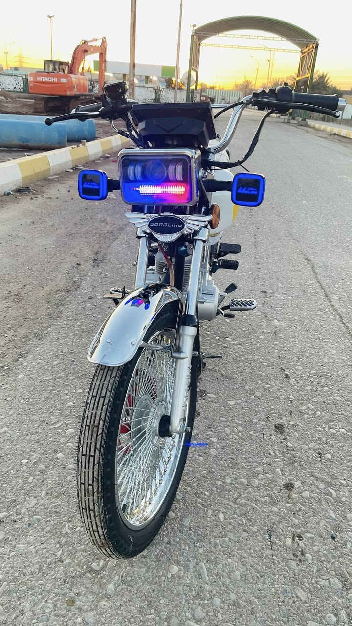 سلام عليكم دراجه للبيع ايراني مديل 2026 مكفوله كفاله عامه اوراق كامله دراجه جديده صارله شهر من منزله مكاني بغداد الحسينيه المعامل ***********
