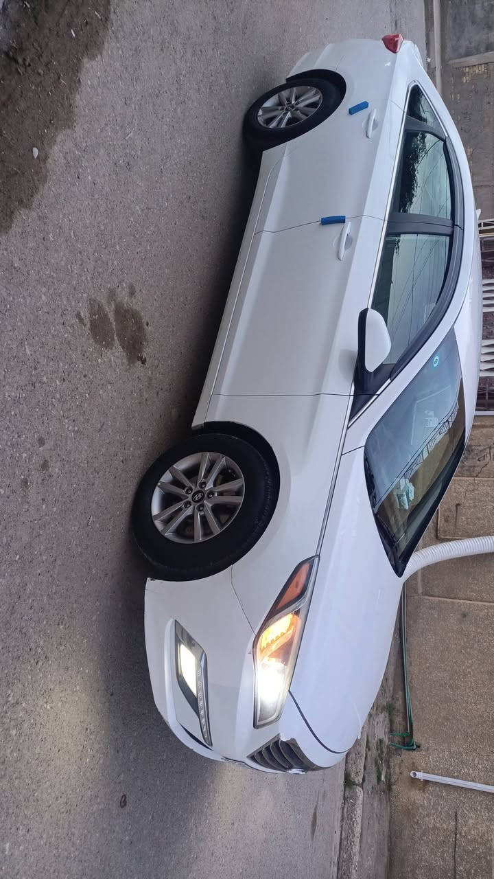 سوناته وارد أمريكي🇺🇸 اليبل 1⃣ بدون حادث  موديل 2016 كير مكينه صدر تبريد بشرط  جديد بيه بمقدمة القماره كرت بسيط جدا أثر تكشير فقط مكفؤله من الصبغ رقم بغداد دولي تحويل مباشر  السعر المطلوب 129 ورقه وبيها مجال بسيط رقم الهاتف ***********  ملاحظه مكان السياره الفلوجه الصقلاوية
