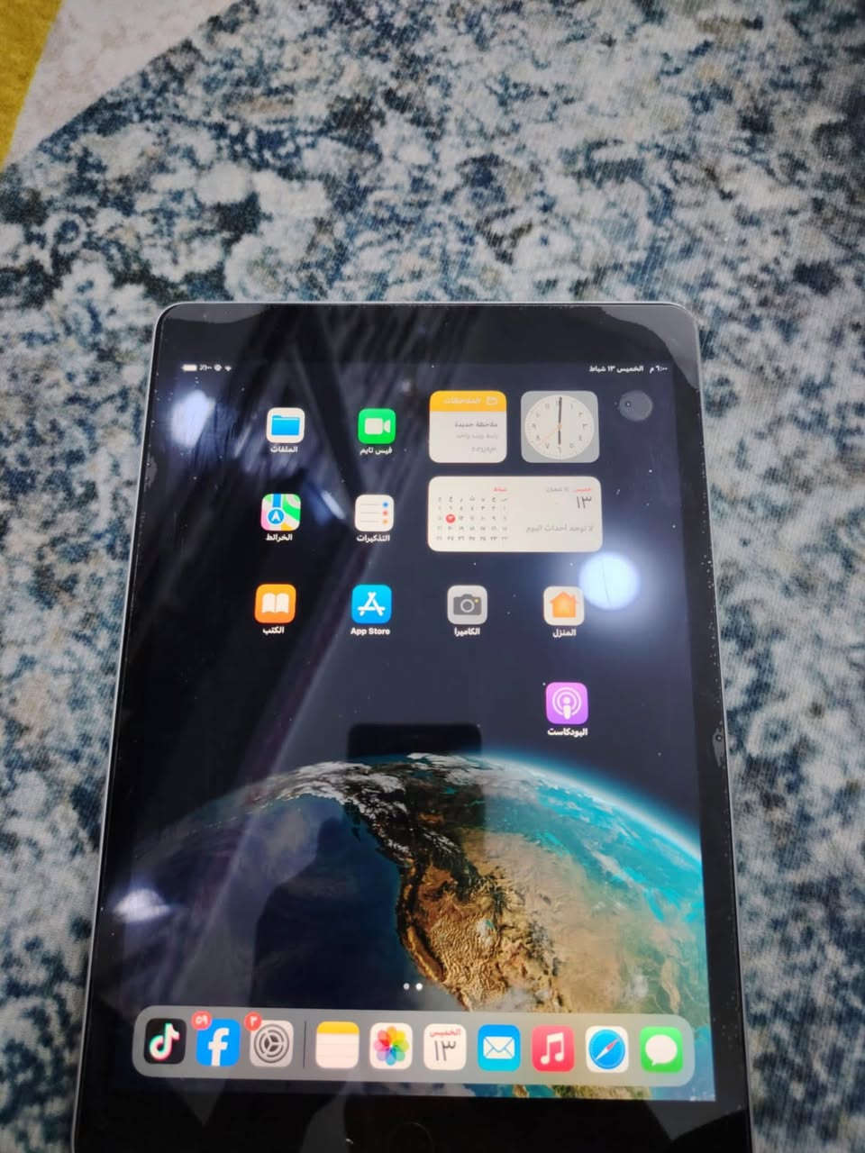 ايباد تسعه نضيف 
كامل ملحقات 
مكفول 
مراوس بايفون اي ايفون


**إذا كنت صاحب هذا الإعلان وتريد حذفه لأي سبب، رجاءا أرسل رسالة إلى الدعم الفني**