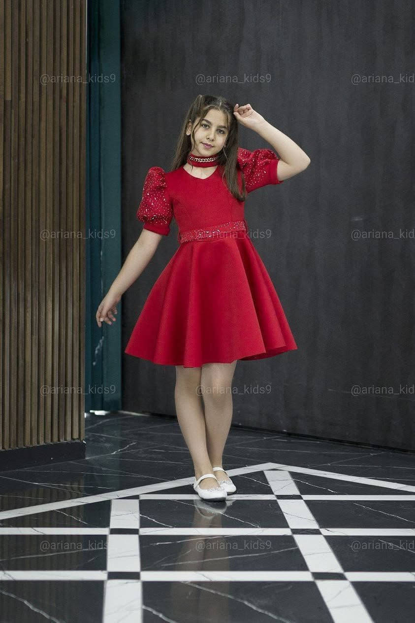 جملة فقط فقط
فستان بناتي راقي جدا
توصيل لكل العراق
الحجز والاستفسار ع خاص الصفحة او الواتس***********
