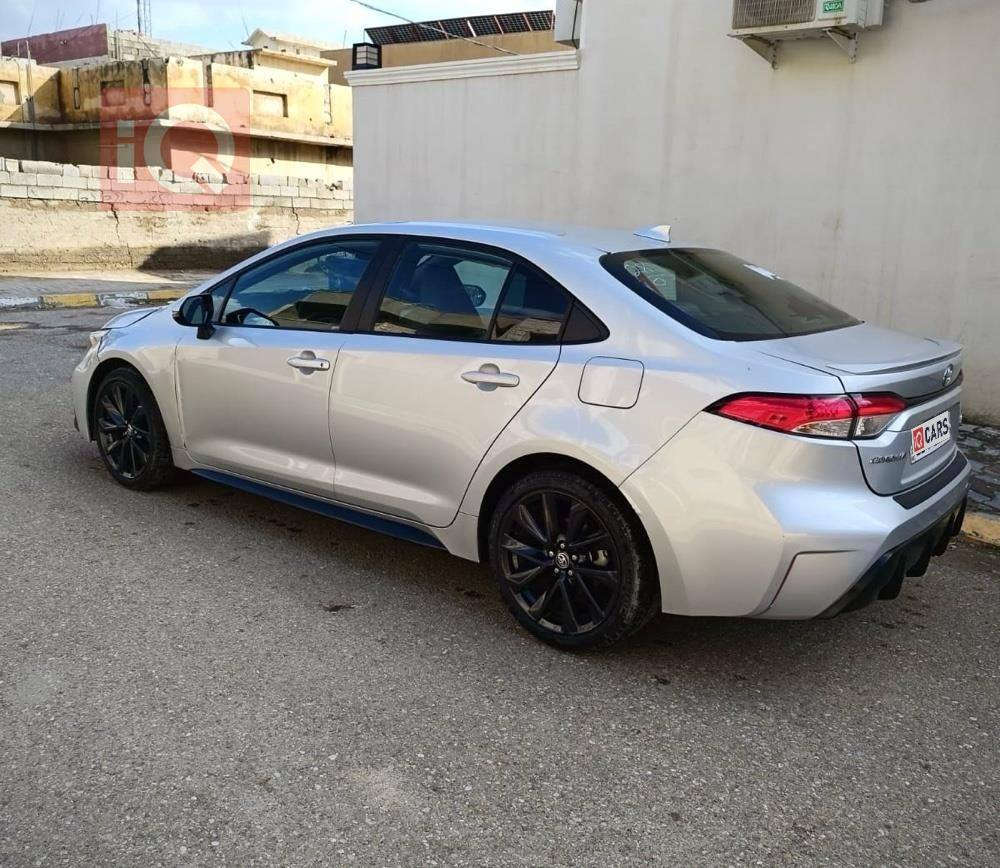 كورلا 2023 SE بانزين وراد امريكي..... السعر (132)
سياره حلوه و جاهزه من كلشي شغل و تطلع ماشيه ٢٢ الف 
محرك 2000 لون سلفر باسمي سياره
سياره ضررها فقط ربع البنيد مصبوغ و بيها طخه بطرف شاصي
مكاني بغداد 
رقمي للتواصل ***********
