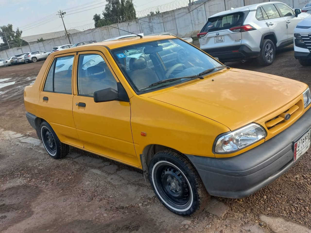 السلام عليكم شباب عندي سايبه البيع مديل 18 السيارة كفاله عامه عده جاملغ الخلفي بي بارد والبافي مكفول شاصي كير مكينه خير من الله عنوان بغداد الثعالبه السعر 50 وبيها مجال الهاتف ***********
