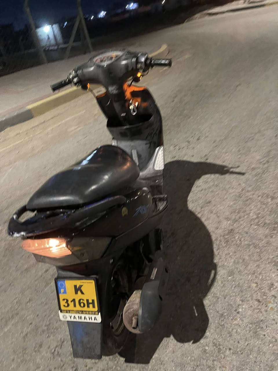 ‏سلام عليكم دراجة عدلة للبيع￼ بوشي 49 محرك مفتوح سعر 600 مكان السماوة ***********￼
