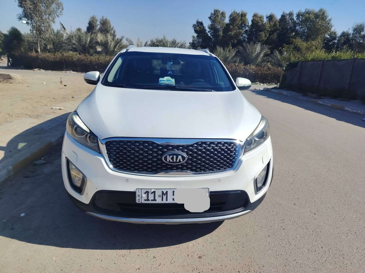 السلام عليكم للبيع كيا سورنتو خليجي كويتي 
رقم بغداد  بسمي 
موديل 2016 ماشيه 84
6 سلندر  7 راكب 
فوول مواصفات ماعدا بنورامأ
 طكتين جام 
فووور ويل 4.4 
مانع انزلاق وانحدار 
بردات خلفيه اصلية 
كشنات جلد اصلي   
كشنات تدفئة وتبريد   كامرة دوار اصلية 
حساس امامي وخلفي 
مري شفط مع القفل 
تحكم استيرن فول 
كيجات السرعة زئبقية 
تبريد 3 قطع ثلج 
اضواء ترحيب بليداد 
اريل ابيض طيارة 
علامة سورنتو بلدوسة 
لد امامي وخلفي 
لايت زنون اصلي 
اشاير بلمري 
يدة نيكل اصلي 
ويل كروم  19 
نظام اوتو هولد 3 انظمة
ترحيب عند اقتراب السيارة 
مكفولة  بدون قطرة صبغ  سيارة نظيفة وجاهزة  مابيها اي نقص
عنوان بغداد  للاستفسار : ***********
